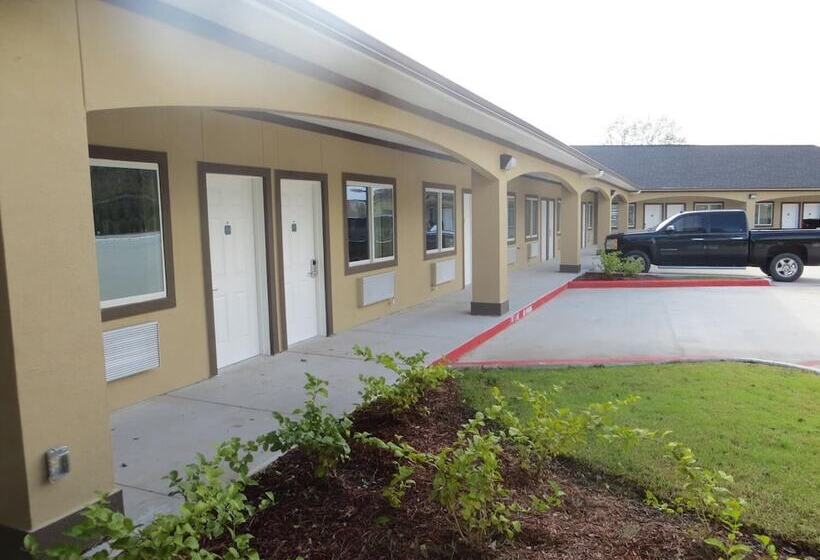 Отель Scottish Inn & Suites