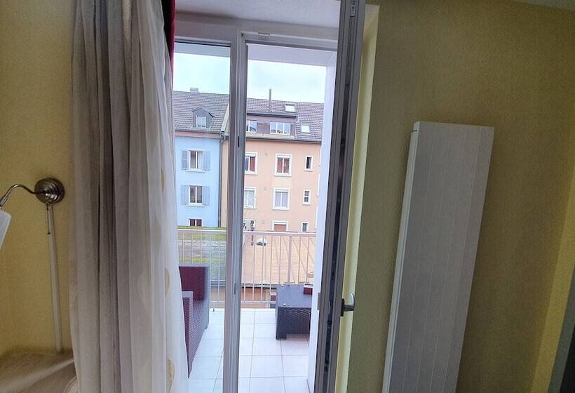 پانسیون Gasthaus 210