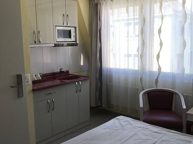 پانسیون Gasthaus 210