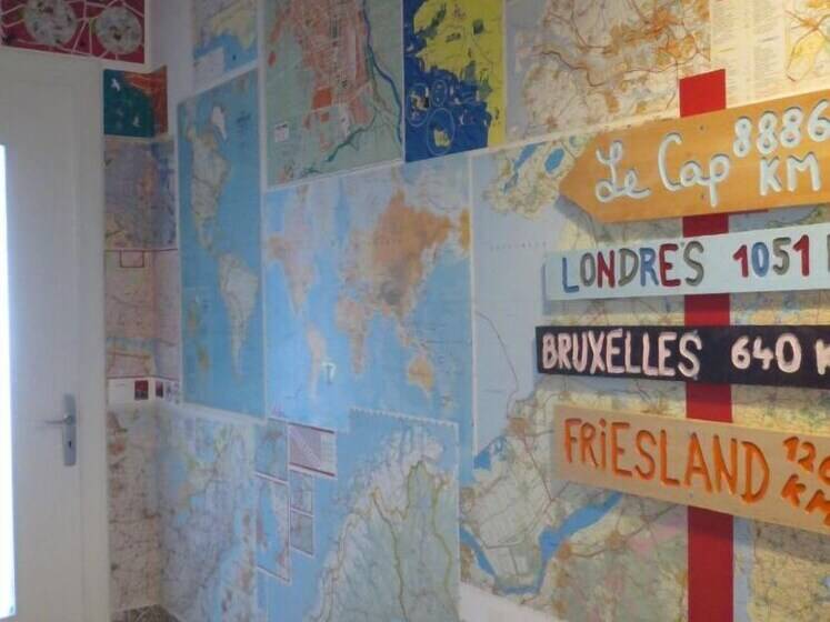 住宿加早餐  Le Portail Rouge