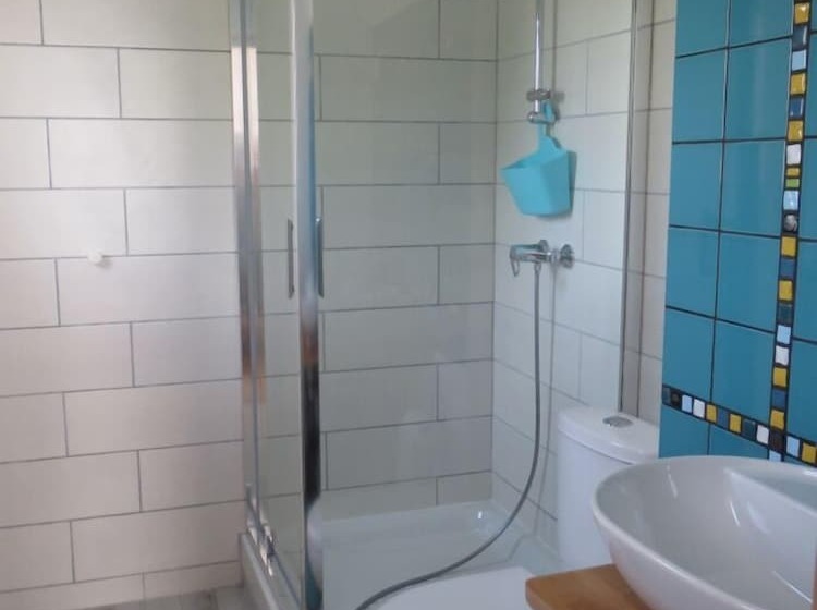 住宿加早餐  Le Portail Rouge