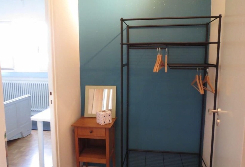 住宿加早餐  Le Portail Rouge