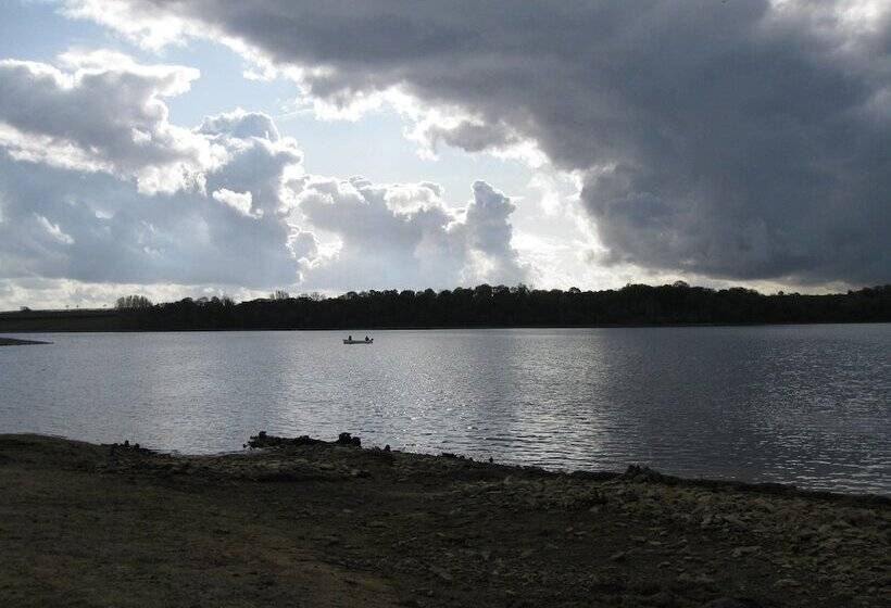مبيت وإفطار The Old Stables