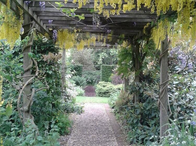 مبيت وإفطار The Old Stables