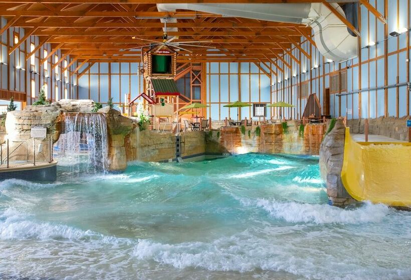 Grand Bear Resort At Starved Rock