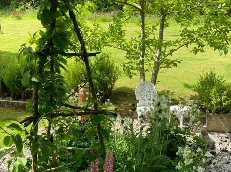 Hill View B&b