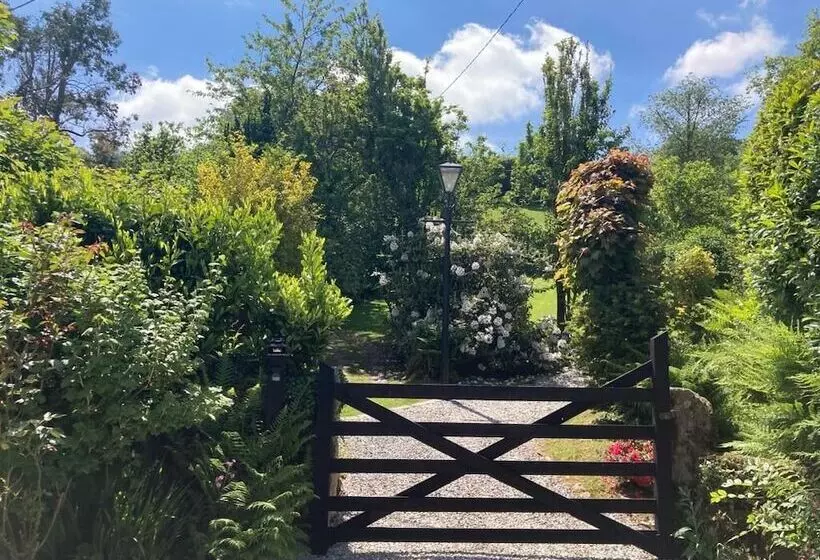 Hill View B&b