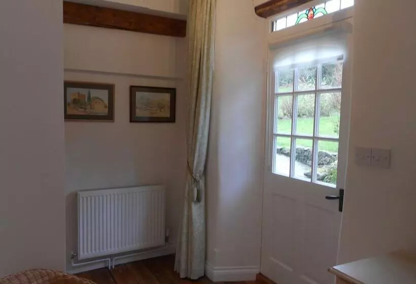 Hill View B&b