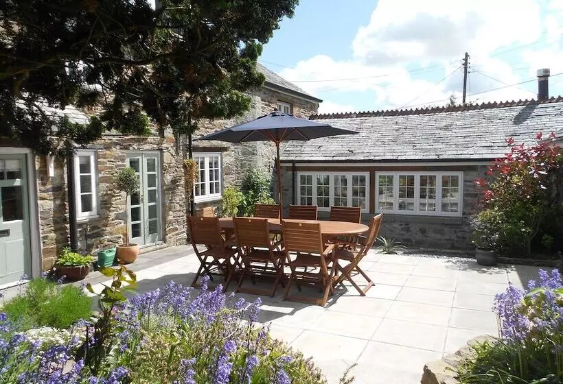 Hill View B&b