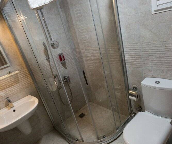 هتل Baskent Konukevi