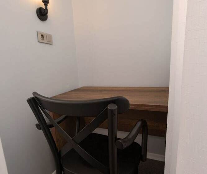 هتل Baskent Konukevi