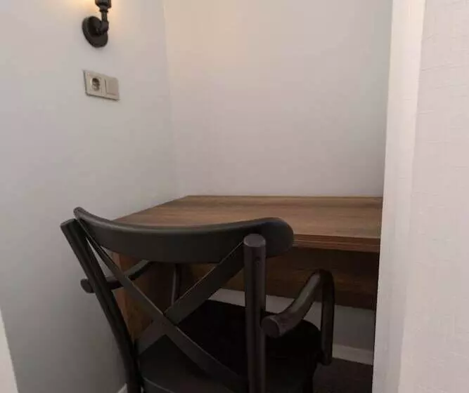 هتل Baskent Konukevi