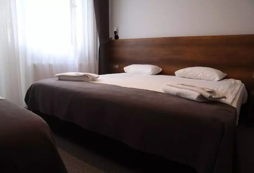 هتل Baskent Konukevi