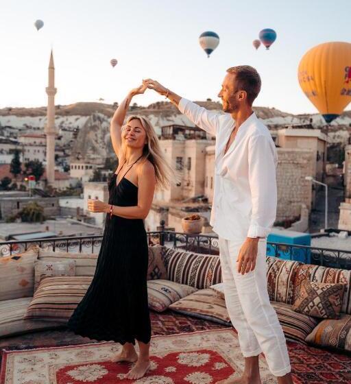 هتل Caftan Cave Suites