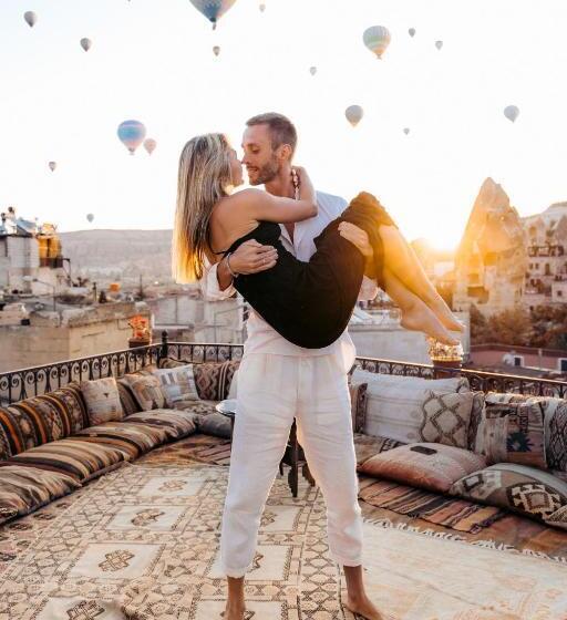 هتل Caftan Cave Suites