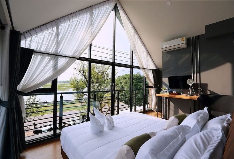 酒店 Canvas Family Home