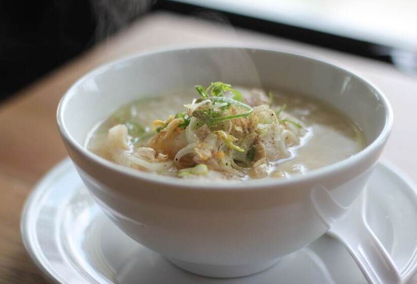 酒店 Canvas Family Home