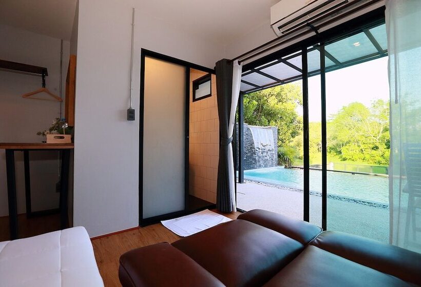 酒店 Canvas Family Home