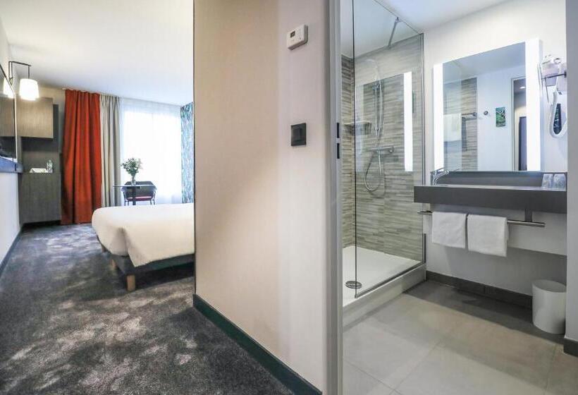 Hotel Ibis Styles Puteaux Paris La Defense
