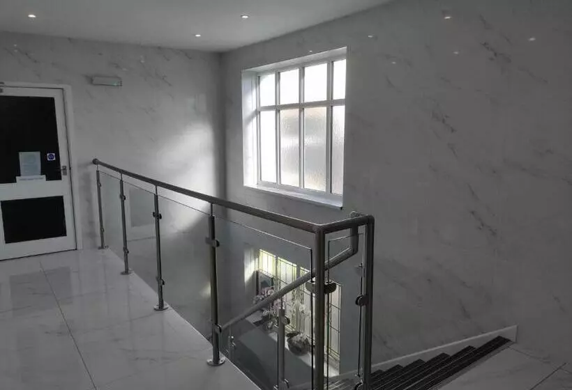 ホテル Torbay Court