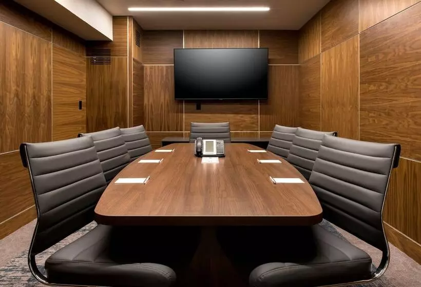 Hotelli Towneplace Suites By Marriott New York Long Island City