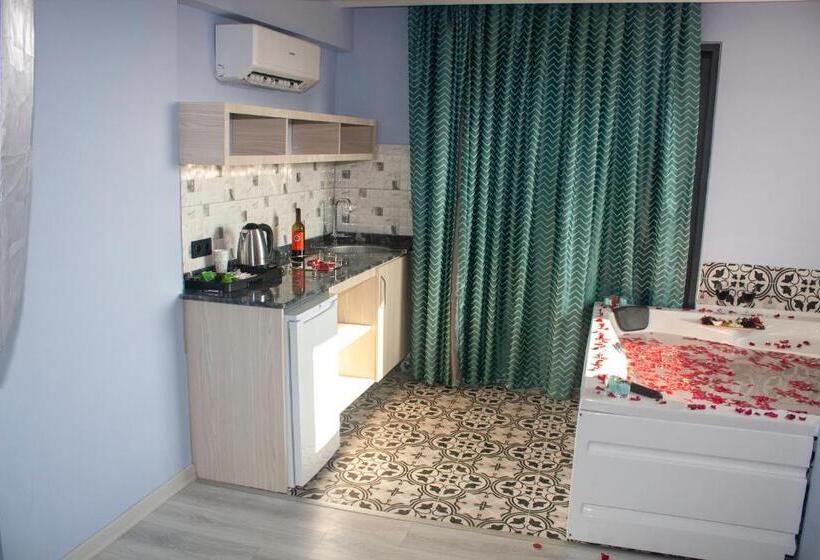 Livaneli Boutique Otel