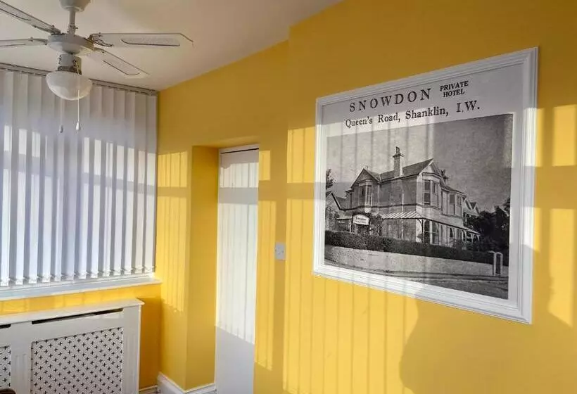 ペンション The Snowdon House