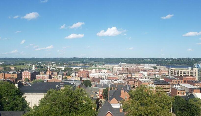 The Hancock House Bed & Breakfast Inn