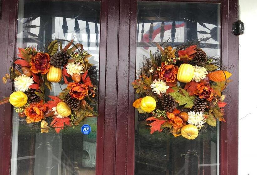 The Hancock House Bed & Breakfast Inn