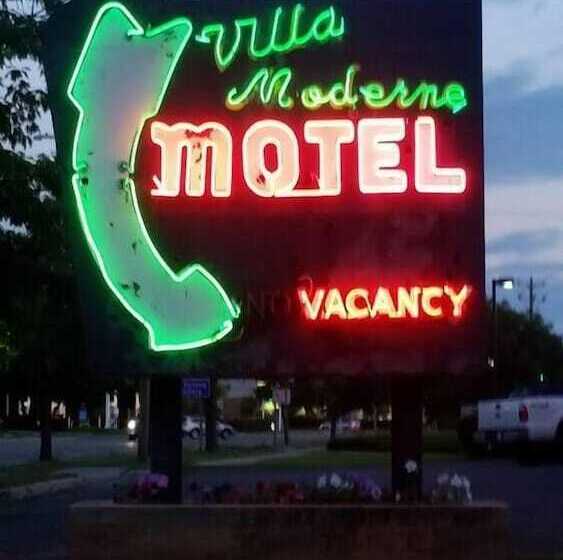 Villa Moderne Motel
