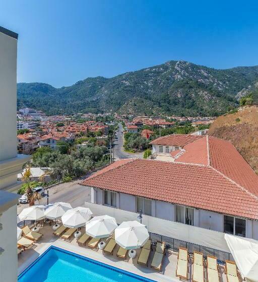 هتل Amossi̇a Elite Boutique