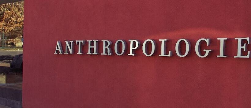 تختخواب و صبحانه Harwelden Mansion