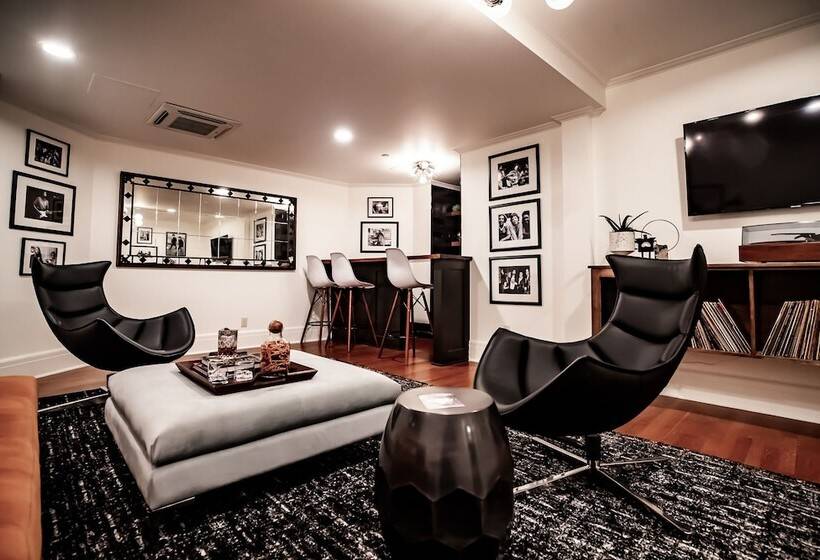 تختخواب و صبحانه Harwelden Mansion