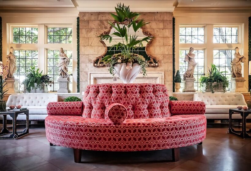 تختخواب و صبحانه Harwelden Mansion