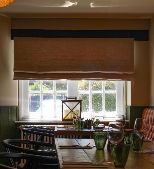 민박 The Kings Head