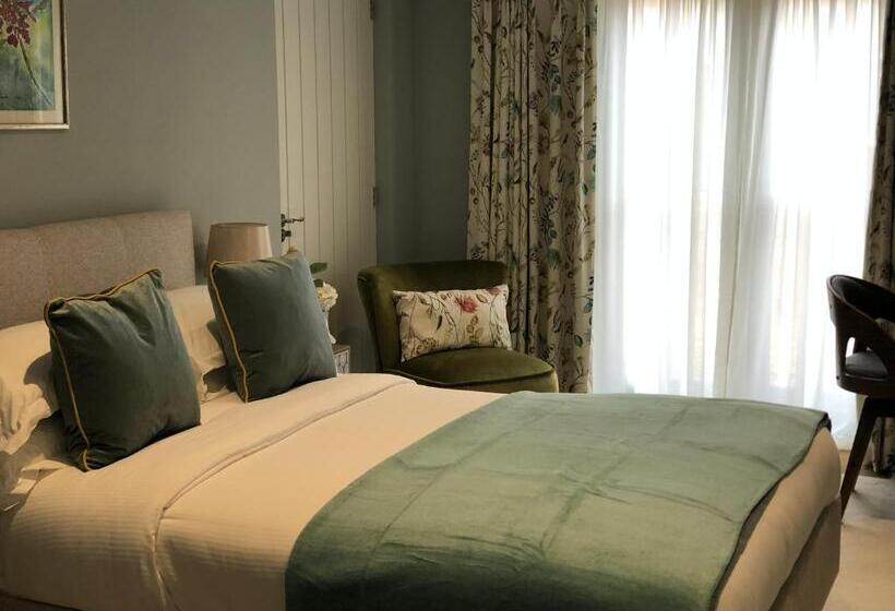 민박 The Kings Head