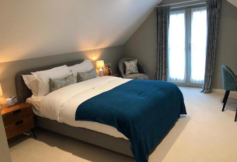 민박 The Kings Head