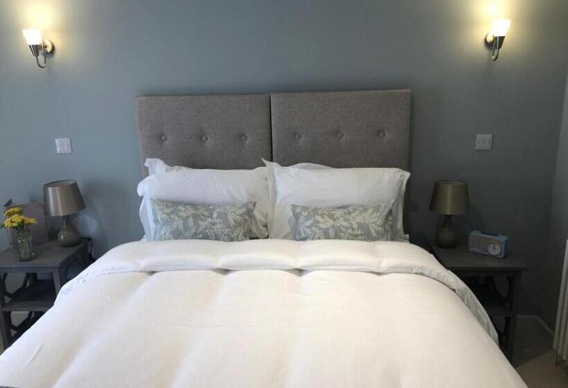 민박 The Kings Head