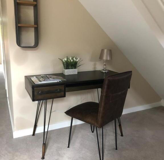 민박 The Kings Head