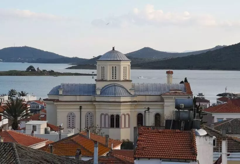 Cunda Tas Otel By Taze