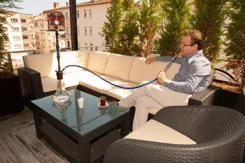 Empula Hotel & Residences