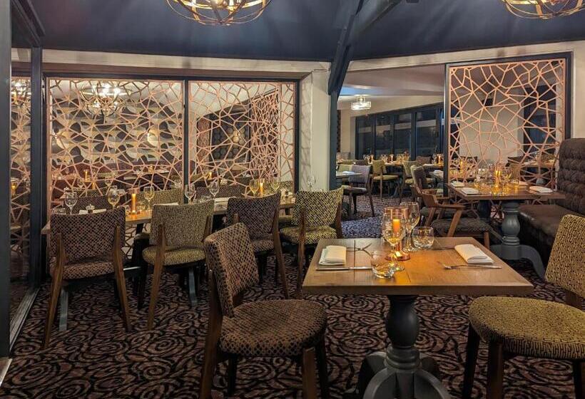 簡易ホテル The White Swan