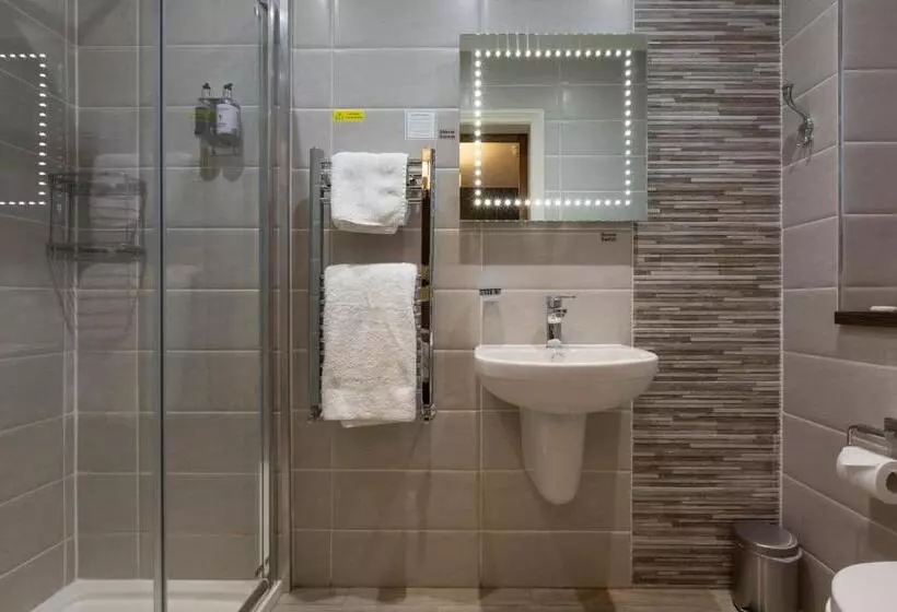 Hostelli The White Swan