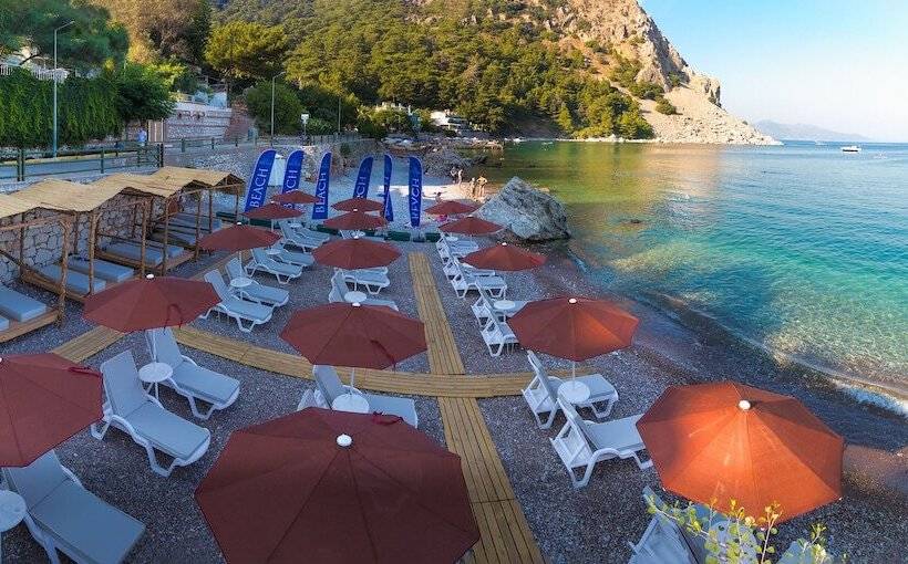 هتل Amossi̇a Elite Boutique