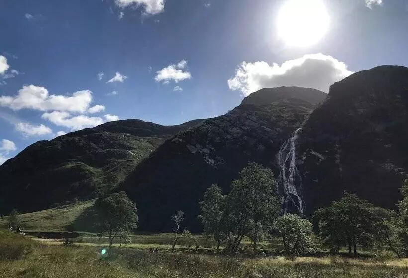 Hotelli Burnbank Lodges