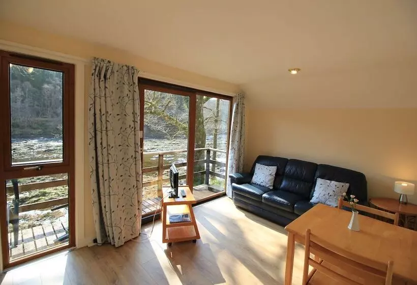 Hotelli Burnbank Lodges