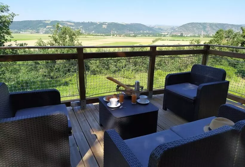هتل Camping Domaine De Senaud