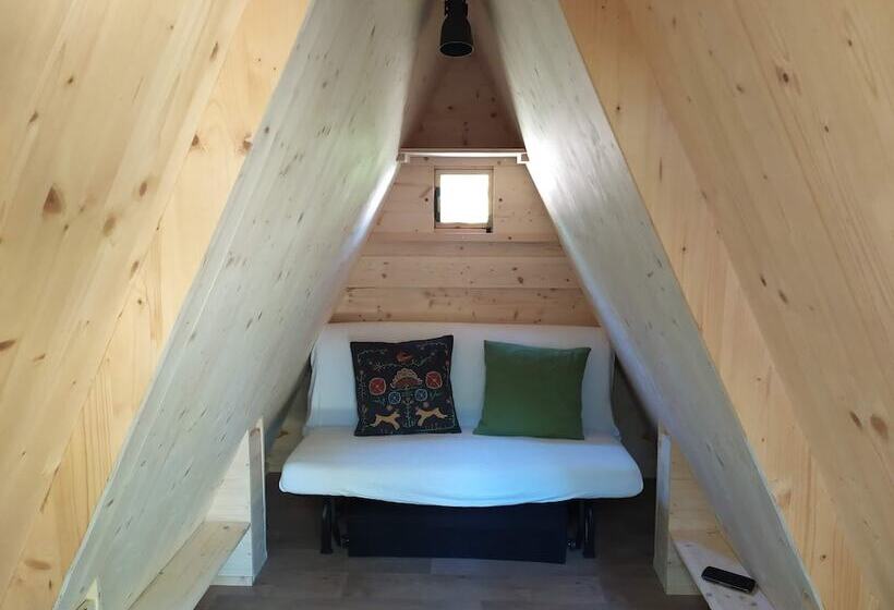 Отель Camping Domaine De Senaud