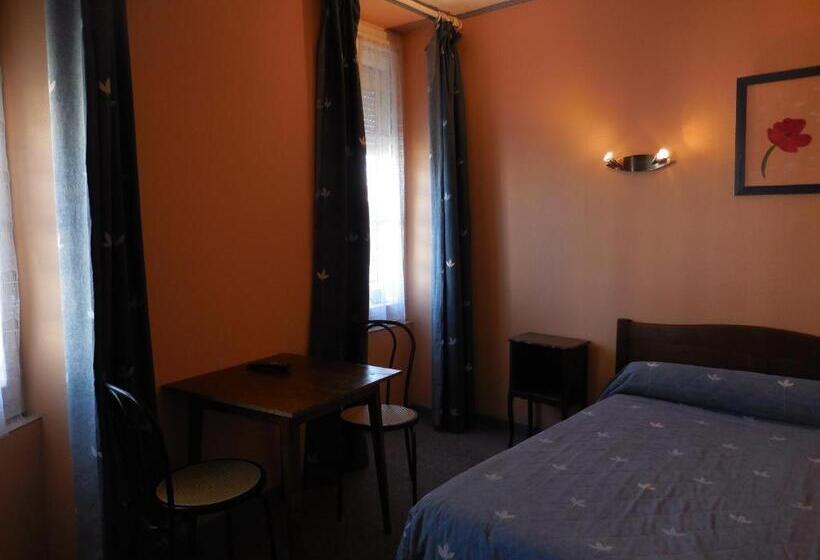 בית מלון כפרי De La Gare