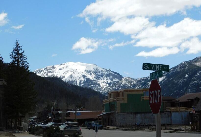 酒店 Grand View Mountain Lodge